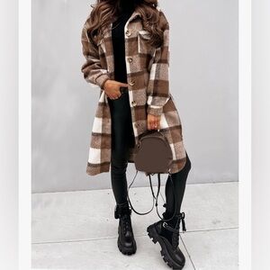 SeekMe Women's Long Plaid Shirt Jacket. NWT. Size M.